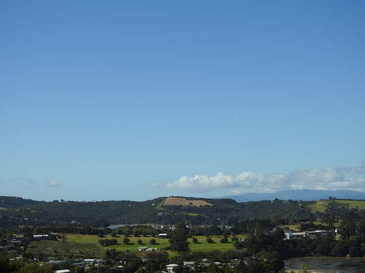 26 Burrell Road Oneroa_2