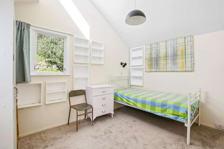 20 Tremewan Street Tawa_11