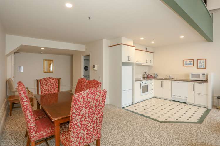 12/28 Cathedral Square Christchurch Central_3