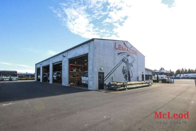 Commercial Property Showpiece