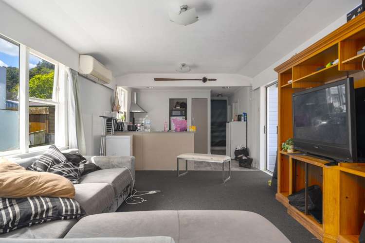 42 Parenga Street_3