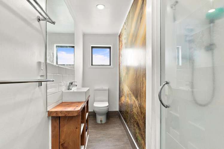 10 Lochinvar Place Hairini_24