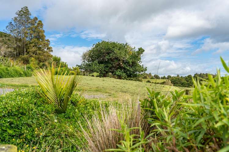 75 Kohinui Road Parua Bay_34