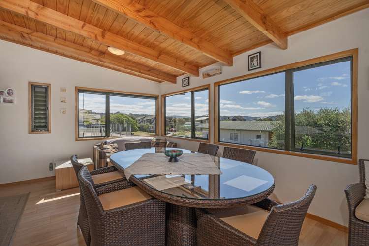 10 Oyster Drive Cooks Beach_4