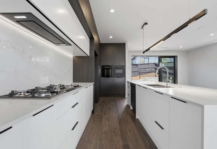 5 Halcyon Bay Lane Orewa_8