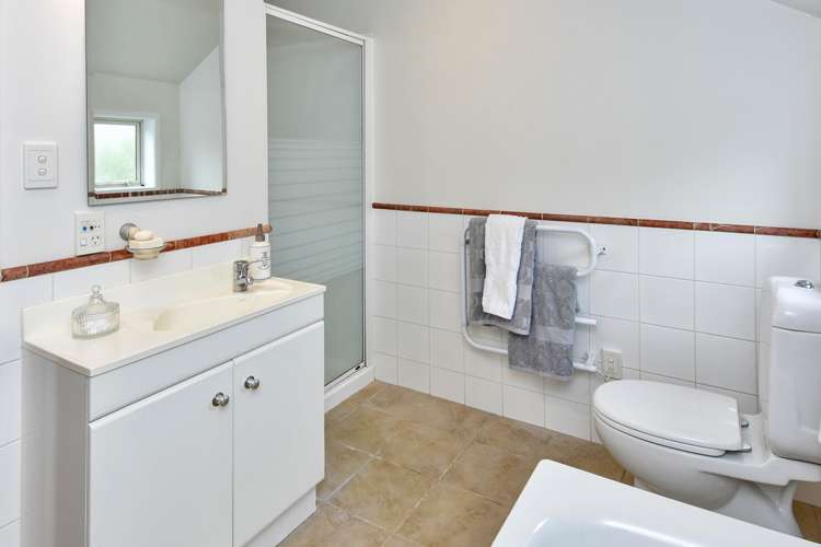 32 Moata Road One Tree Hill_16