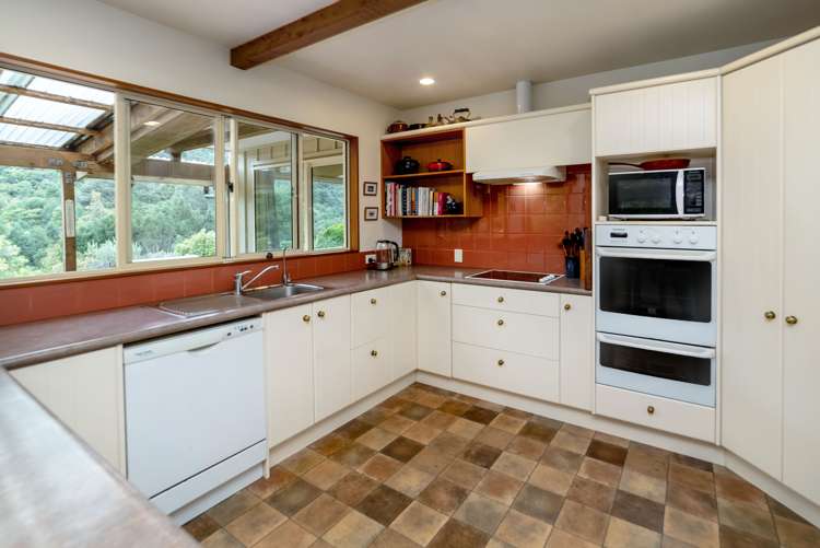 1789 State Highway 2 Kaitoke_9