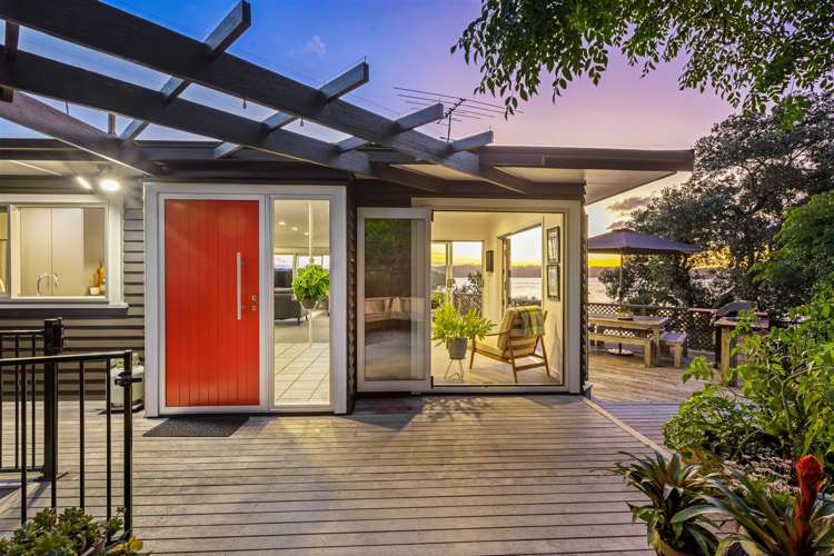 1100a Whangaparaoa Road Tindalls Beach_21