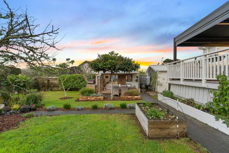 4 Fontenoy Street Mount Albert_22