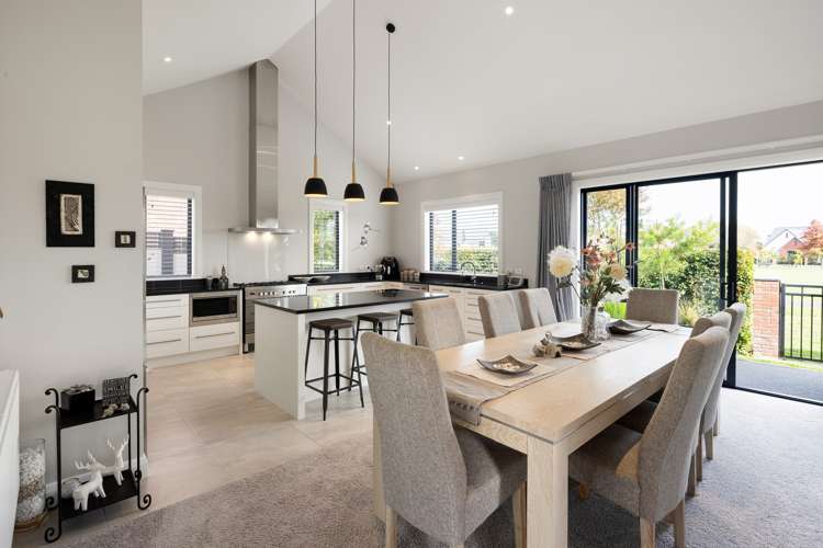 41 Pengover Avenue Leamington_6