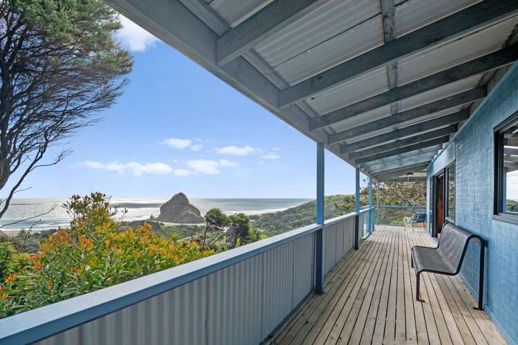 100 Seaview Road Piha_7