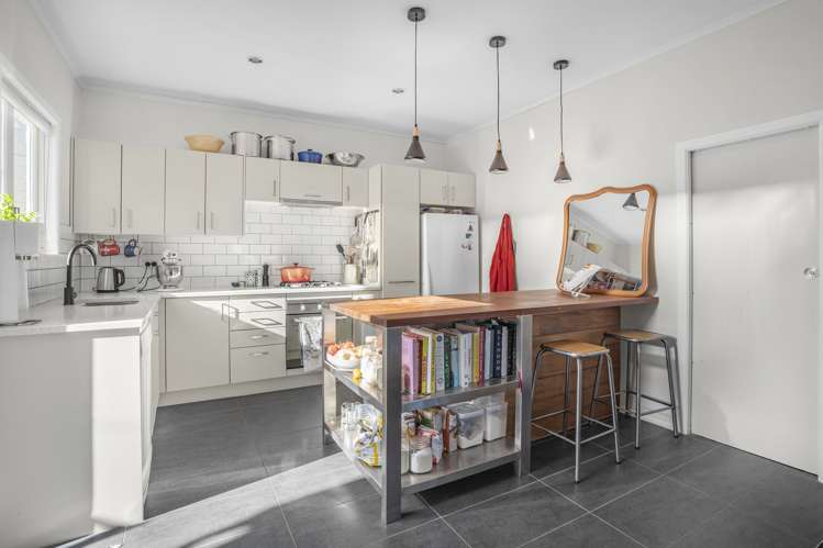 231 Muritai Road Eastbourne_13