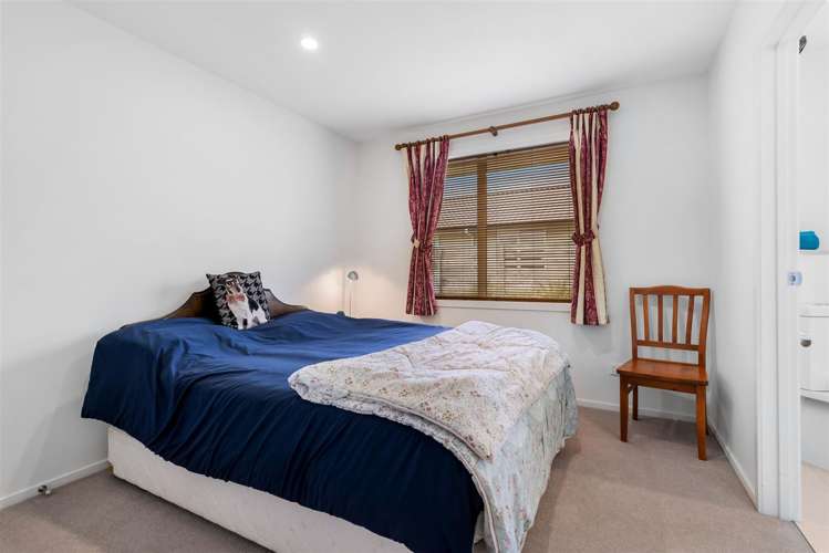 3 Hebbard Court Albert Town_17