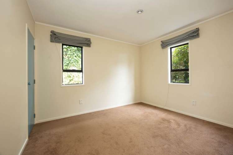 21 Te Ahuahu Road Piha_8