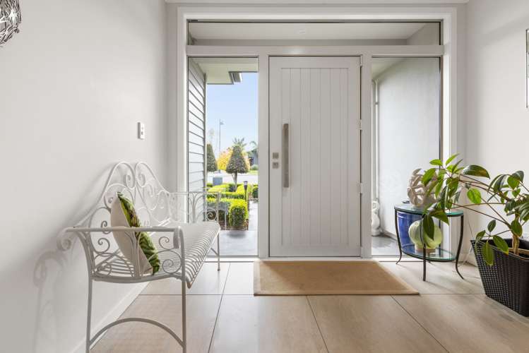 9 Wanaka Place Poraiti_21