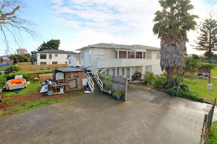 1/2 Plymouth Place Papatoetoe_1