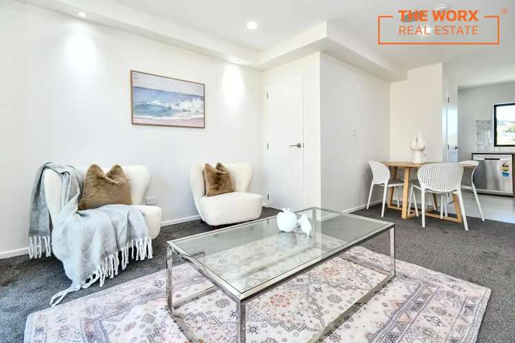 4 & 6/32 Beaumonts Way Manurewa_3