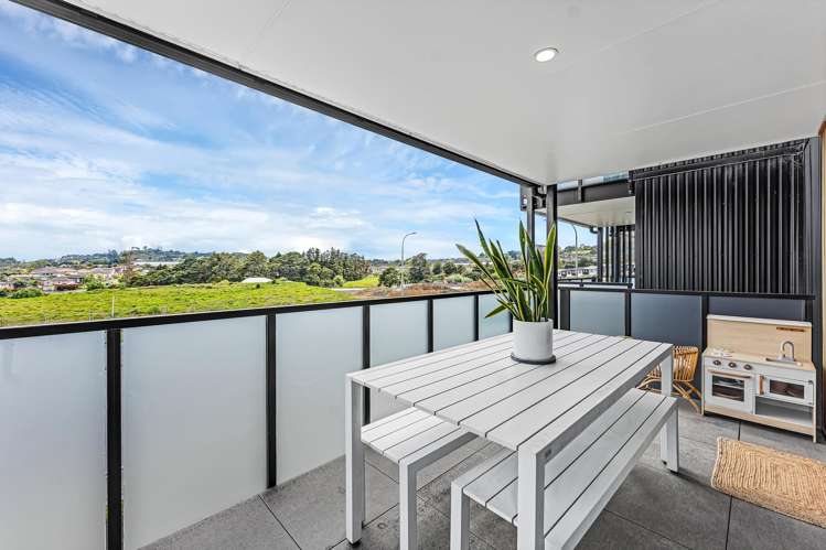 201/28 Shortfin Place Flat Bush_12