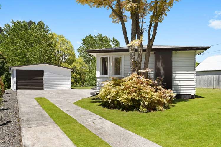 56 Southsea Crescent Silverdale_17