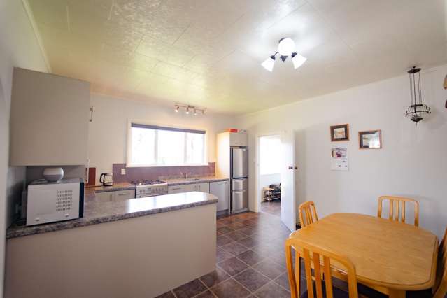 1008 Garry Street Raureka_4