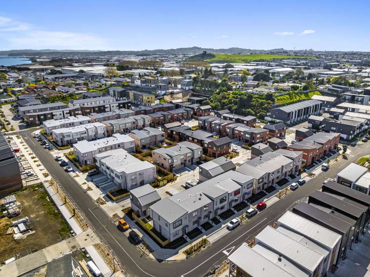 82 Tahuhu Road Mount Wellington_32