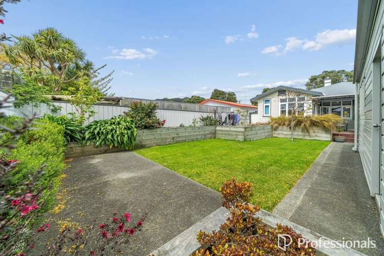 39 Wilford Street Woburn_25