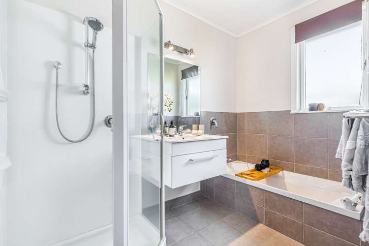 15 Statesman Street Henderson_17