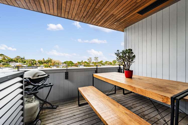 309/1 Kimiora Street Three Kings_5