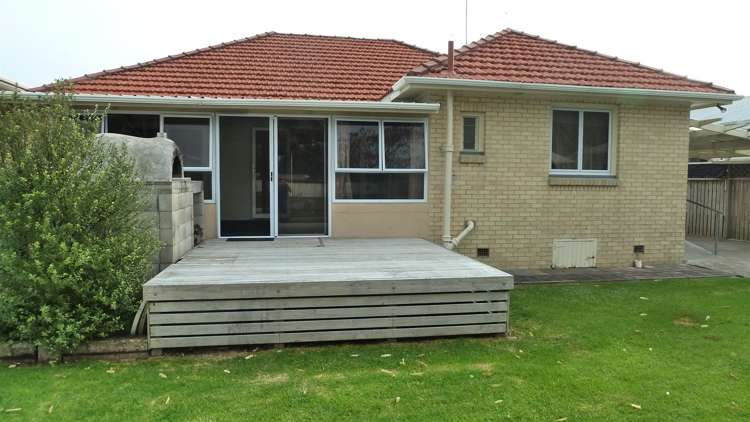 212 Heale Street Thames_14