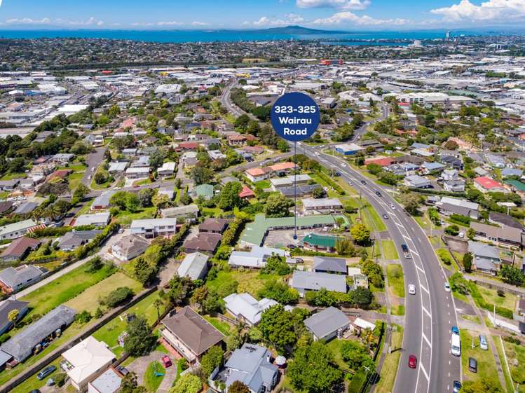 323-325 Wairau Road_0