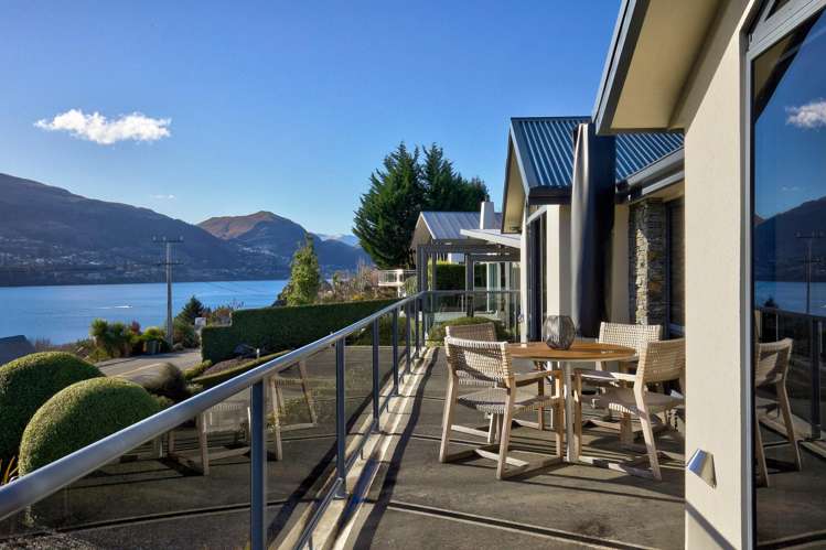 660 Peninsula Road Kelvin Heights_6