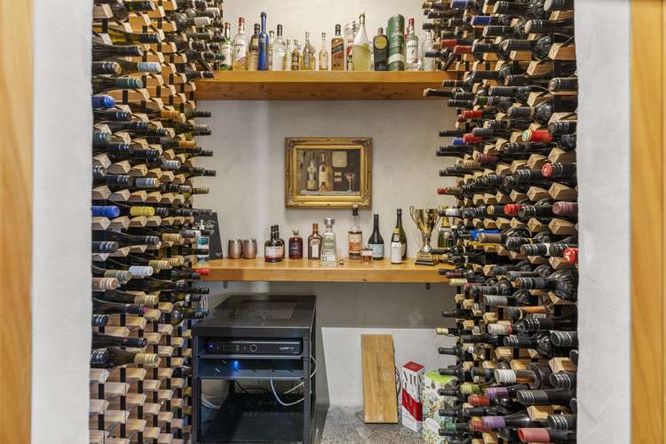 66 Porterfield Road Whitford_18