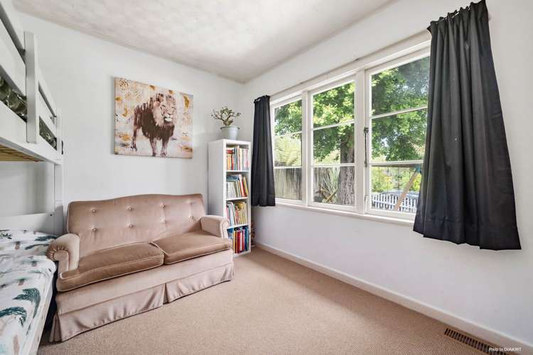 36 Willerton Avenue New Lynn_6