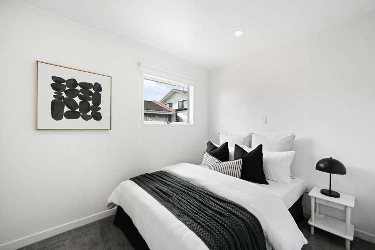 12A Madison Place Dinsdale_16