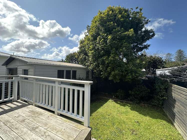 57 Normans Hill Road Onehunga_16