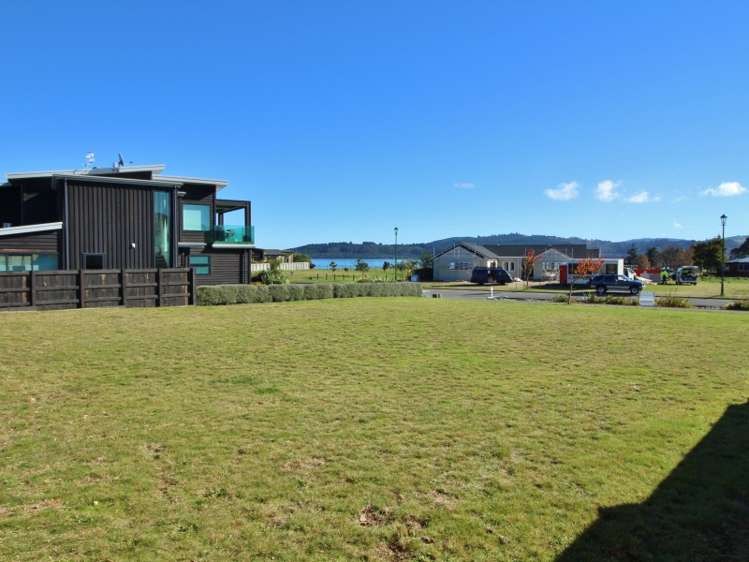 64 Victory Drive Wharewaka_3