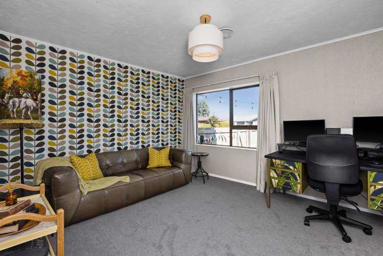 21 Townshend Crescent Greenmeadows_14