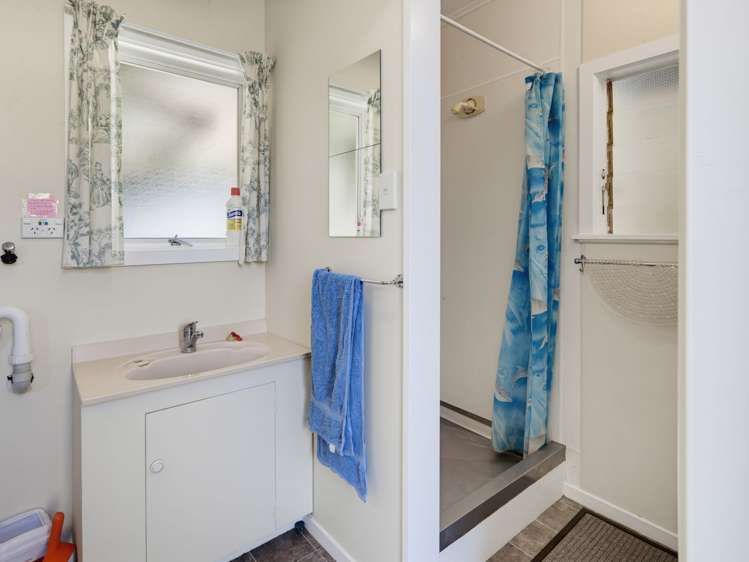 10 Seaview Crescent Picton_22