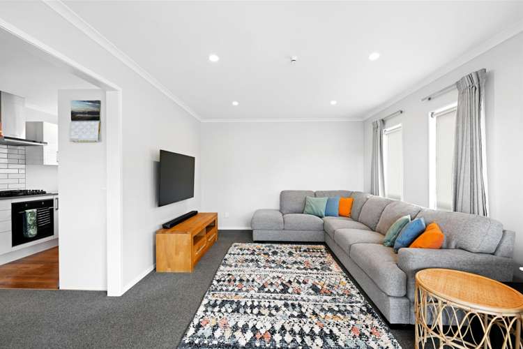 1 Birch Hill Place Dinsdale_1