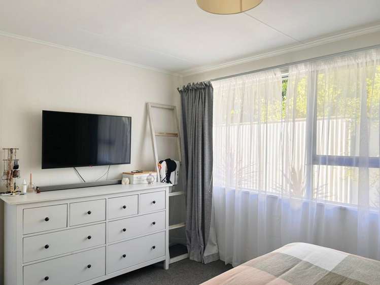 7 Graham Grove Waikanae_10