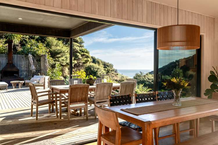 380 Whaanga Road Raglan_17