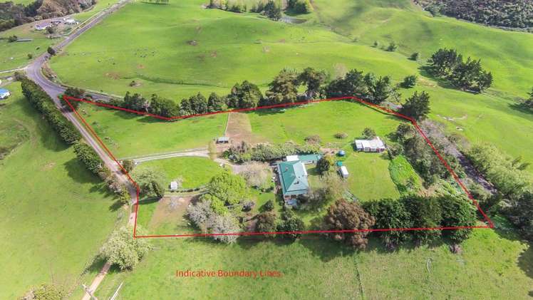 19 Awaroa Landing Road Whangape_12