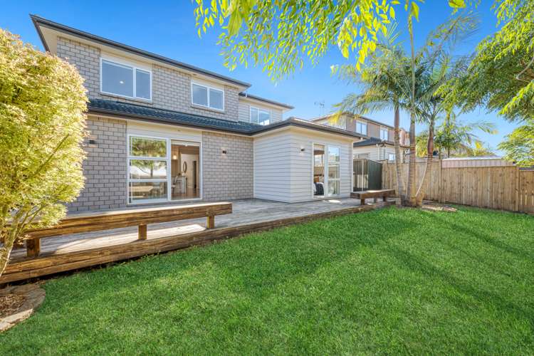 24 Castlederg Drive Flat Bush_1