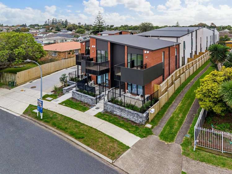 12 Humphreys Place Mangere_1