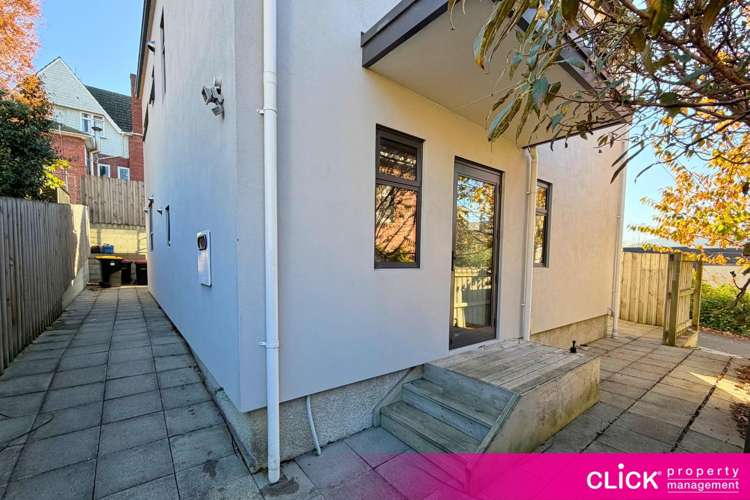 2/119A York Place 2202_1