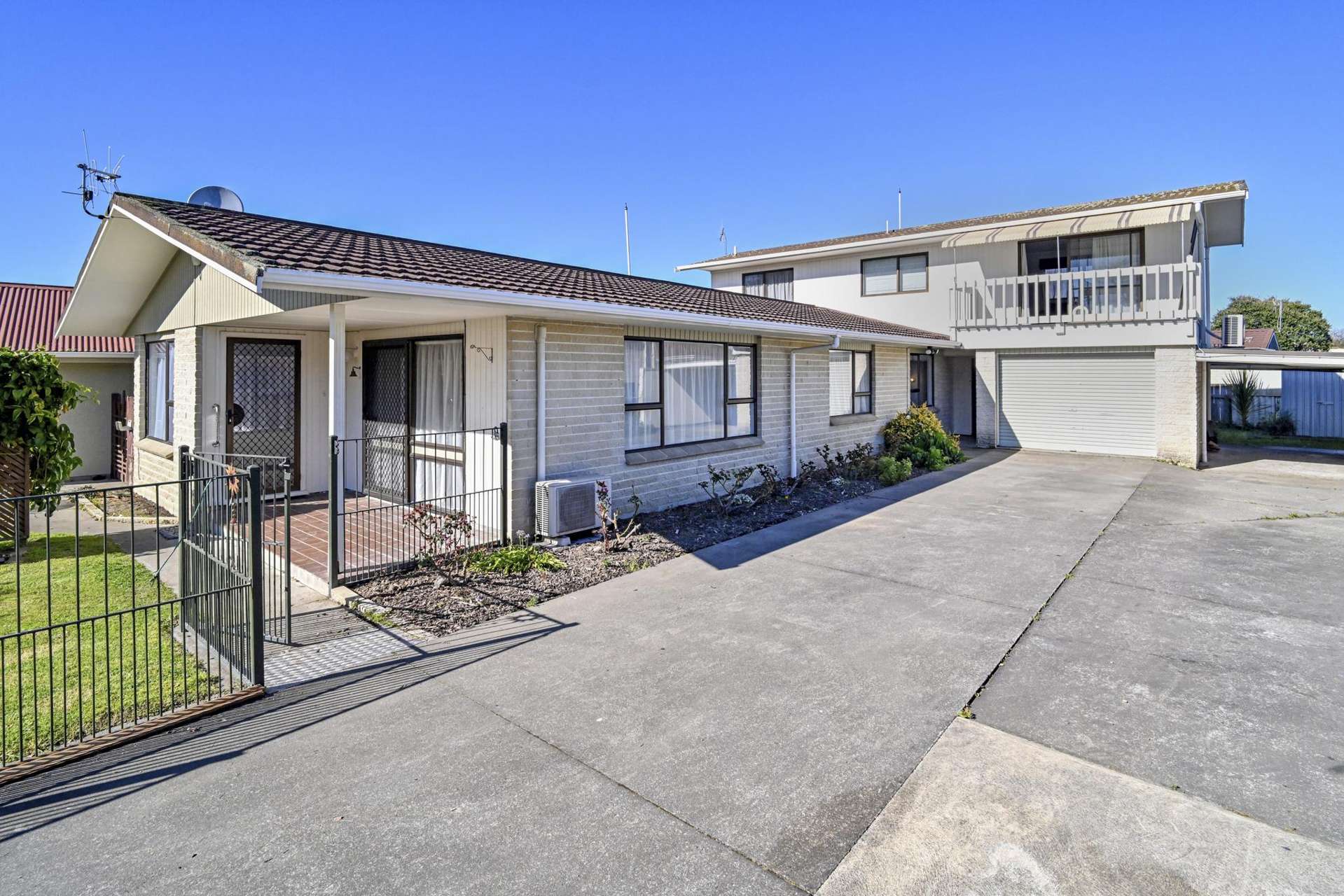 605A Queen Street East Parkvale_0