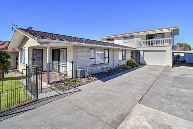 Flexible Living Opposite Queens Park