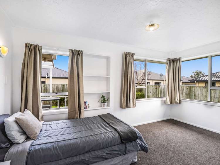 402 Yaldhurst Road Russley_22