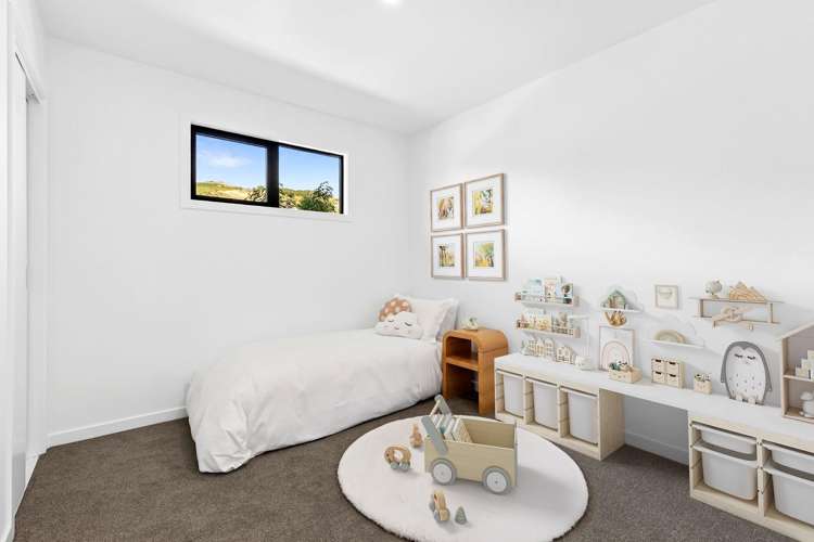 8 Golden Elm Rise Toi Toi_6