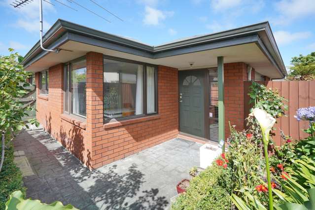 2/21 Braddon Street Addington_1